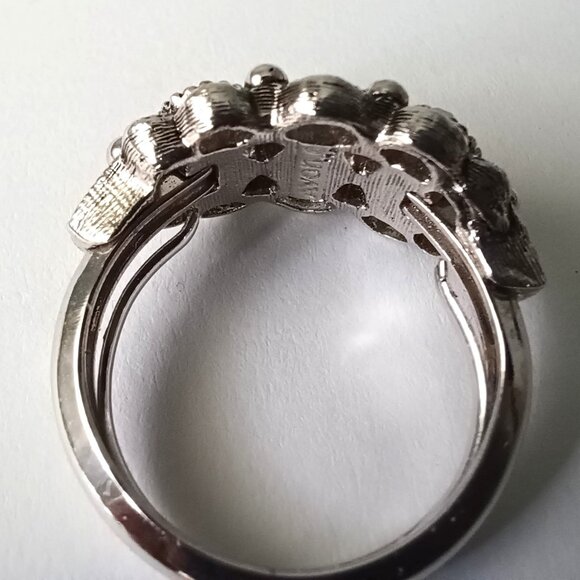 Vintage Avon Amethyst and Silver Tone Ring Size 6.5 to 7.0 has Adjusting Prongs - Picture 6 of 6